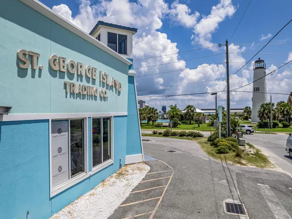 $149,900 | 865 East Pine Avenue, Eastpoint, FL 32328