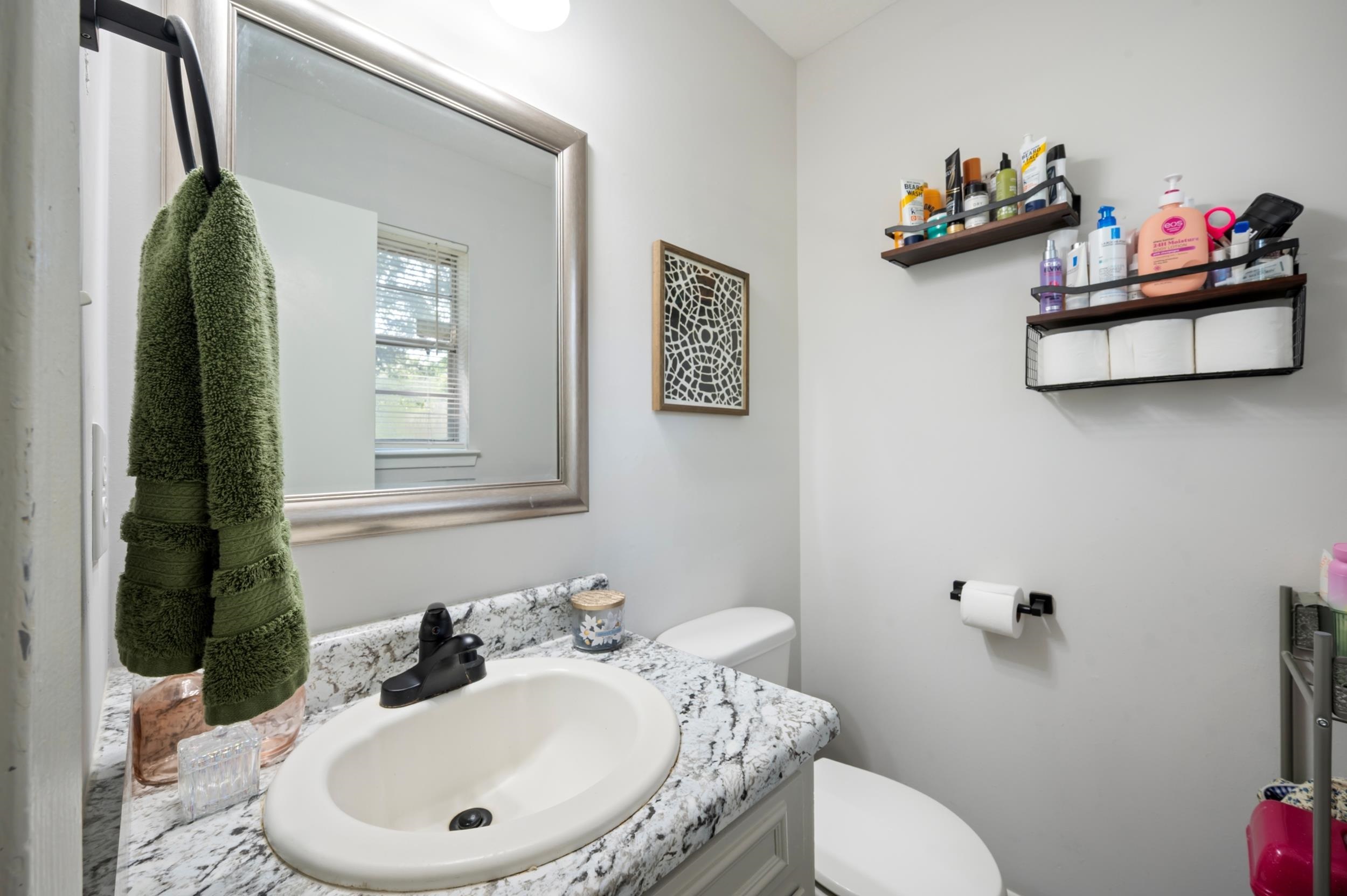 400 Collier Avenue Bay Minette, AL 36507 - Photo 10 of 17 Bathroom
