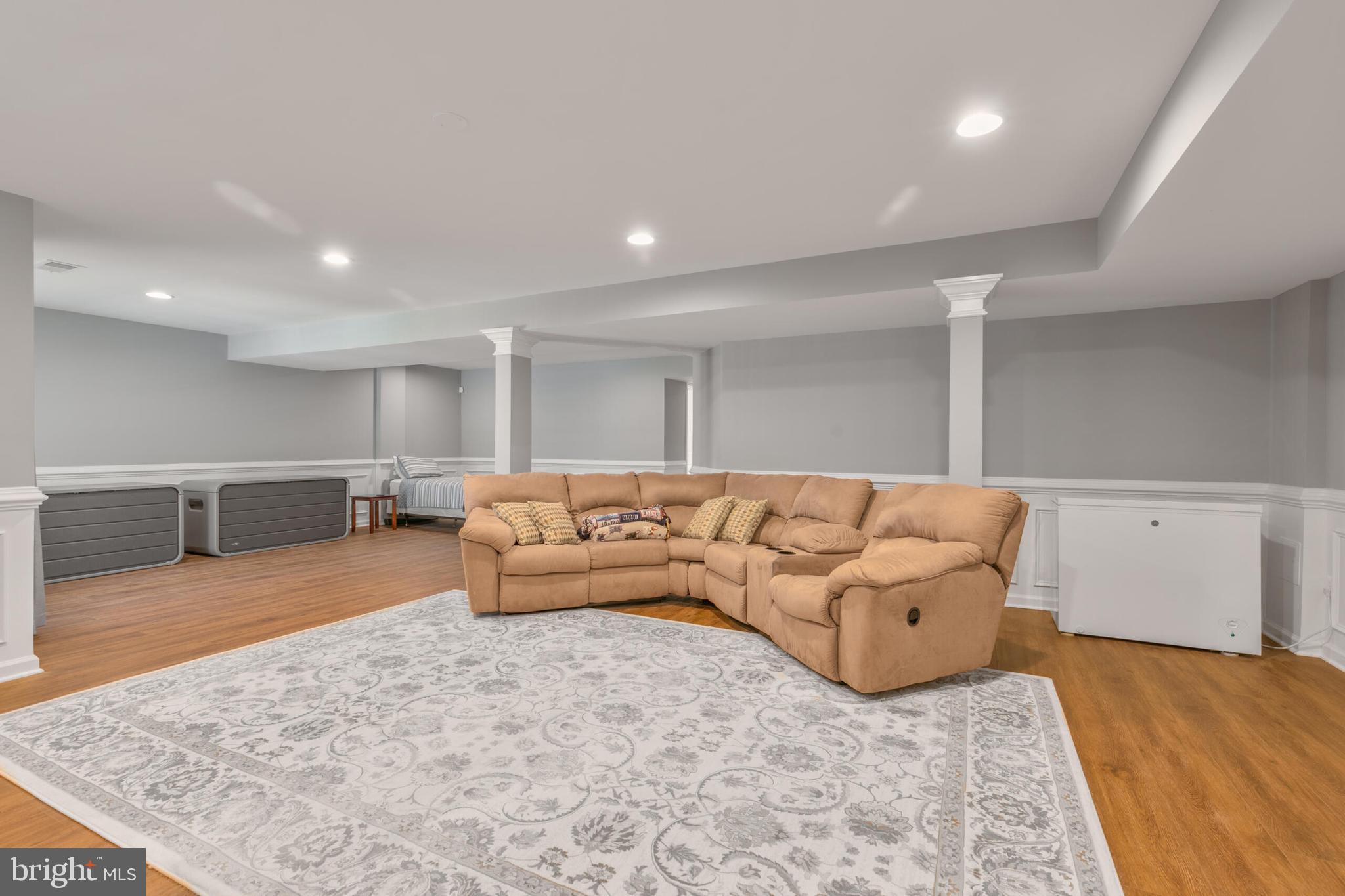 40652 Banshee Drive Leesburg, VA 20175 - Photo 37 of 51 a living room with furniture and a rug