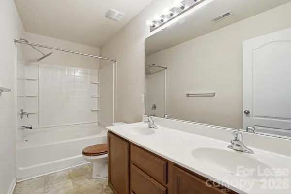 $2,400 | 7530 Fowler Springs Lane, Charlotte, NC 28212