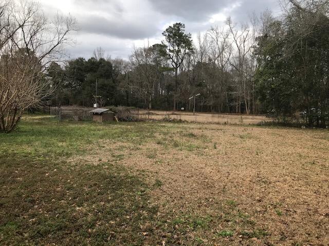 645 Gahagan Road Summerville, SC 29485 - Photo 13 of 21 T listing 20
