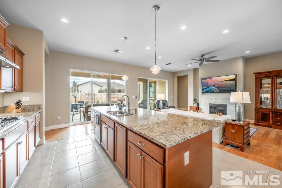 2114 Niatross Lane Reno, NV 89521 - Photo 12 of 40 Photo 12