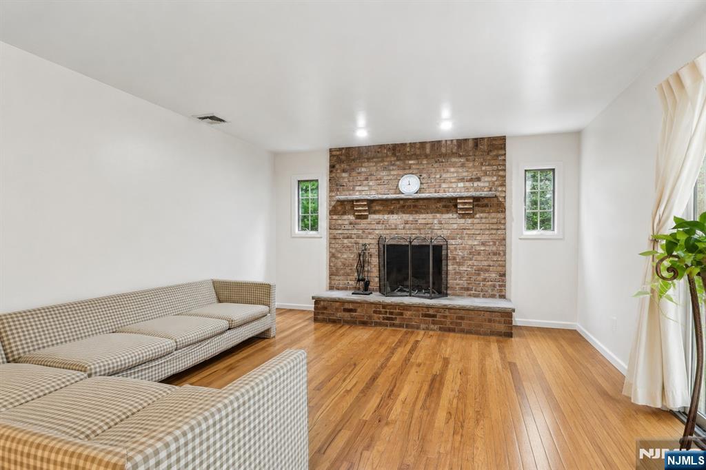 95 Turret Street Park Ridge, NJ 07656 - Photo 21 of 49
