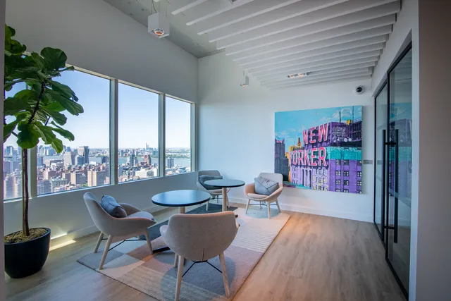$3,995 | 315 West 33rd Street, Unit 10M | Hudson Yards