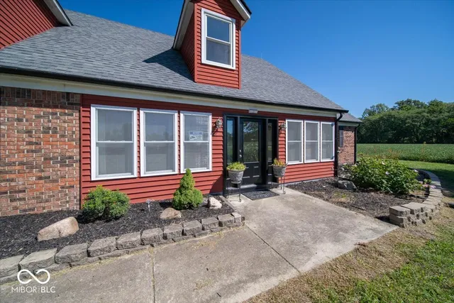 $599,000 | 1572 West 900 North, Fortville, IN 46040