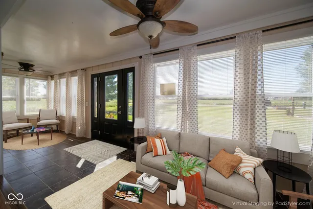 $599,000 | 1572 West 900 North, Fortville, IN 46040