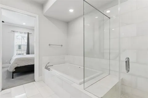 $659,900 | 625 Dalton Lane, Irving, TX 75039