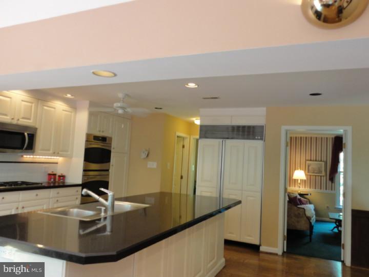 363 Morris Road Harleysville, PA 19438 - Photo 5 of 25 Kitchen