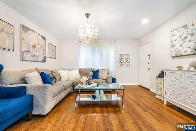 $300,000 | 152 Belleville Avenue, Unit 1, Bloomfield, NJ 07003