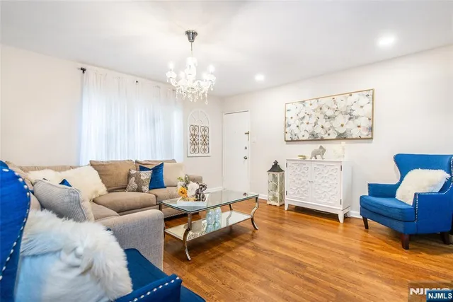 $300,000 | 152 Belleville Avenue, Unit 1, Bloomfield, NJ 07003