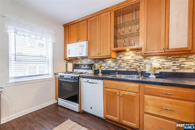 $300,000 | 152 Belleville Avenue, Unit 1, Bloomfield, NJ 07003