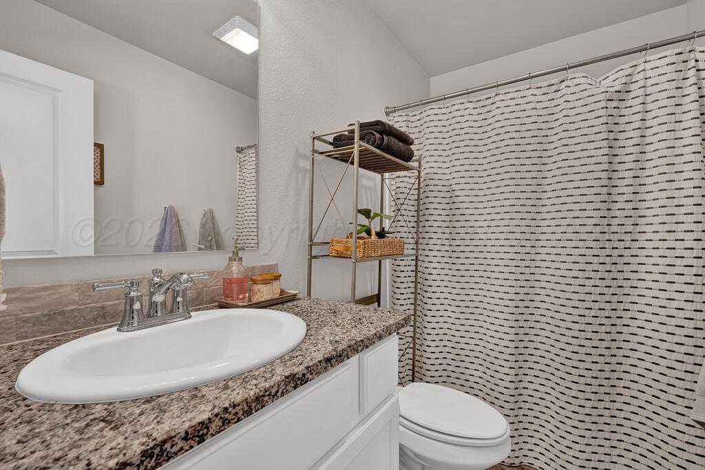 7101 Athens Street Amarillo, TX 79118 - Photo 12 of 15 athens_bathroom2