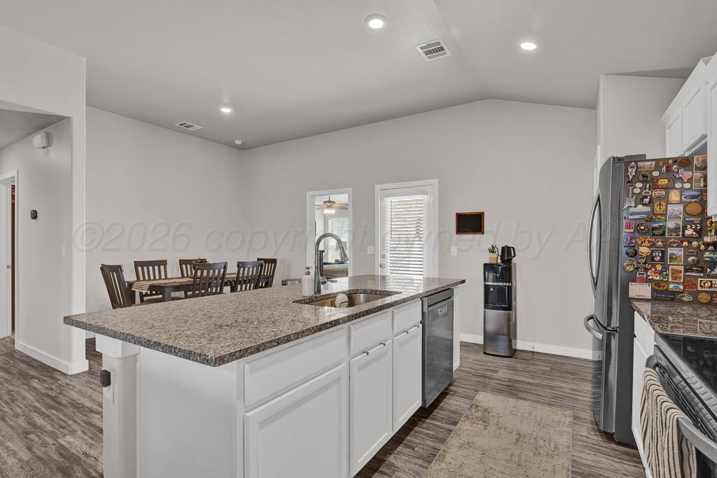 7101 Athens Street Amarillo, TX 79118 - Photo 4 of 15 athens_kitchen