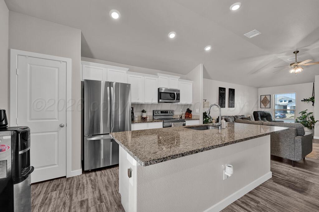 7101 Athens Street Amarillo, TX 79118 - Photo 5 of 15 athens_kitchen1