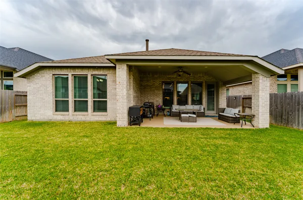 $3,250 | 20430 Avelignese Way, Tomball, TX 77377