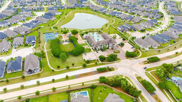 $3,250 | 20430 Avelignese Way, Tomball, TX 77377