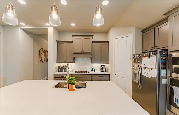 $3,250 | 20430 Avelignese Way, Tomball, TX 77377