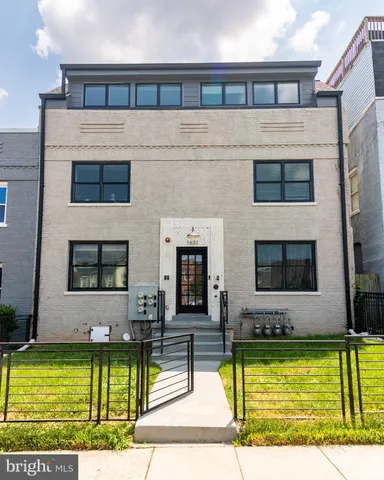 $3,950 | 1631 Montello Avenue Northeast, Unit PH1, Washington, DC 20002