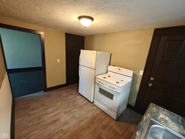 $695 | 202 East Taylor Street, Unit 3, Shelbyville, IN 46176