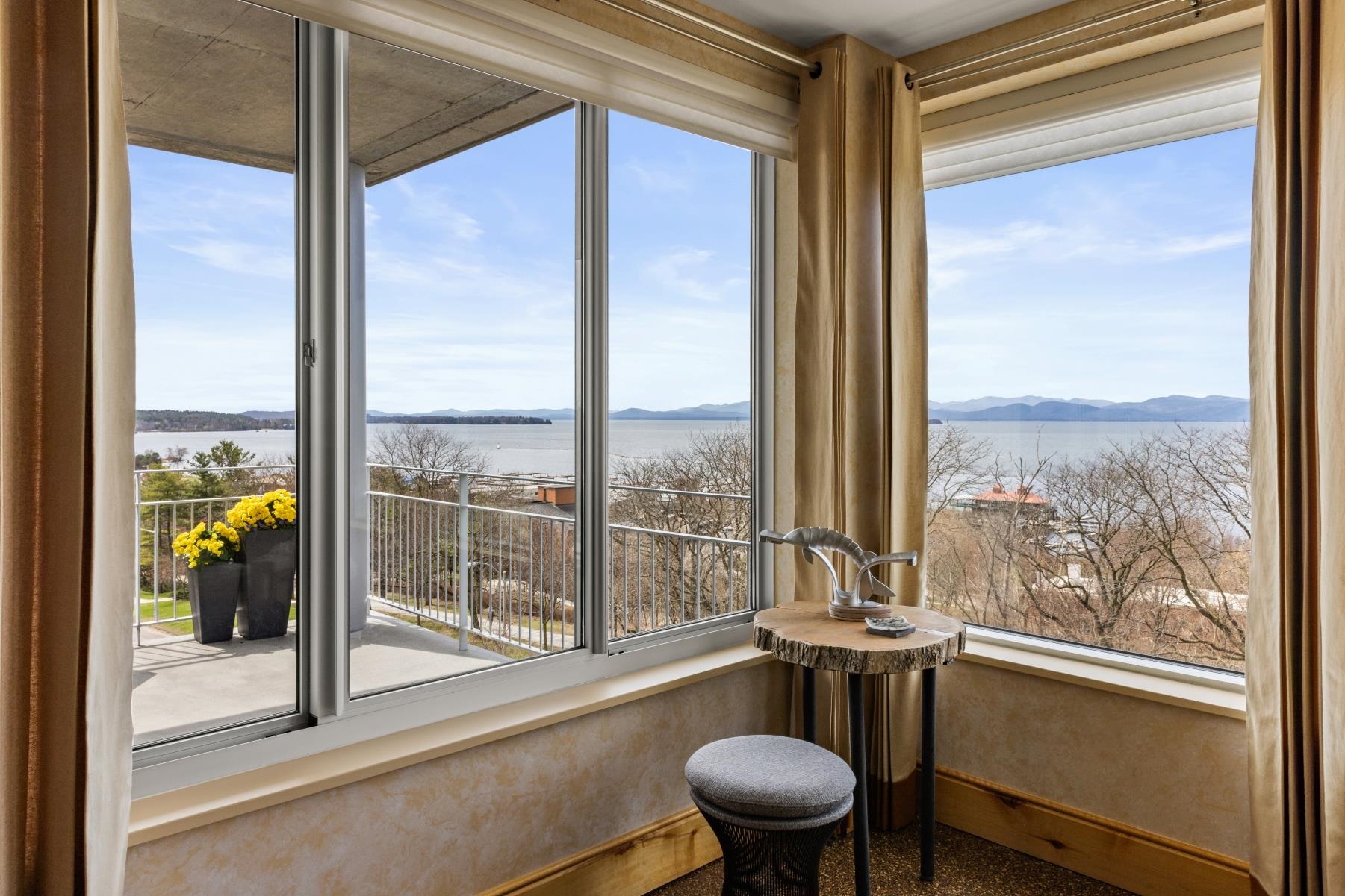 35 Cherry Street, Unit 404 Burlington, VT 05401 - Photo 4 of 53