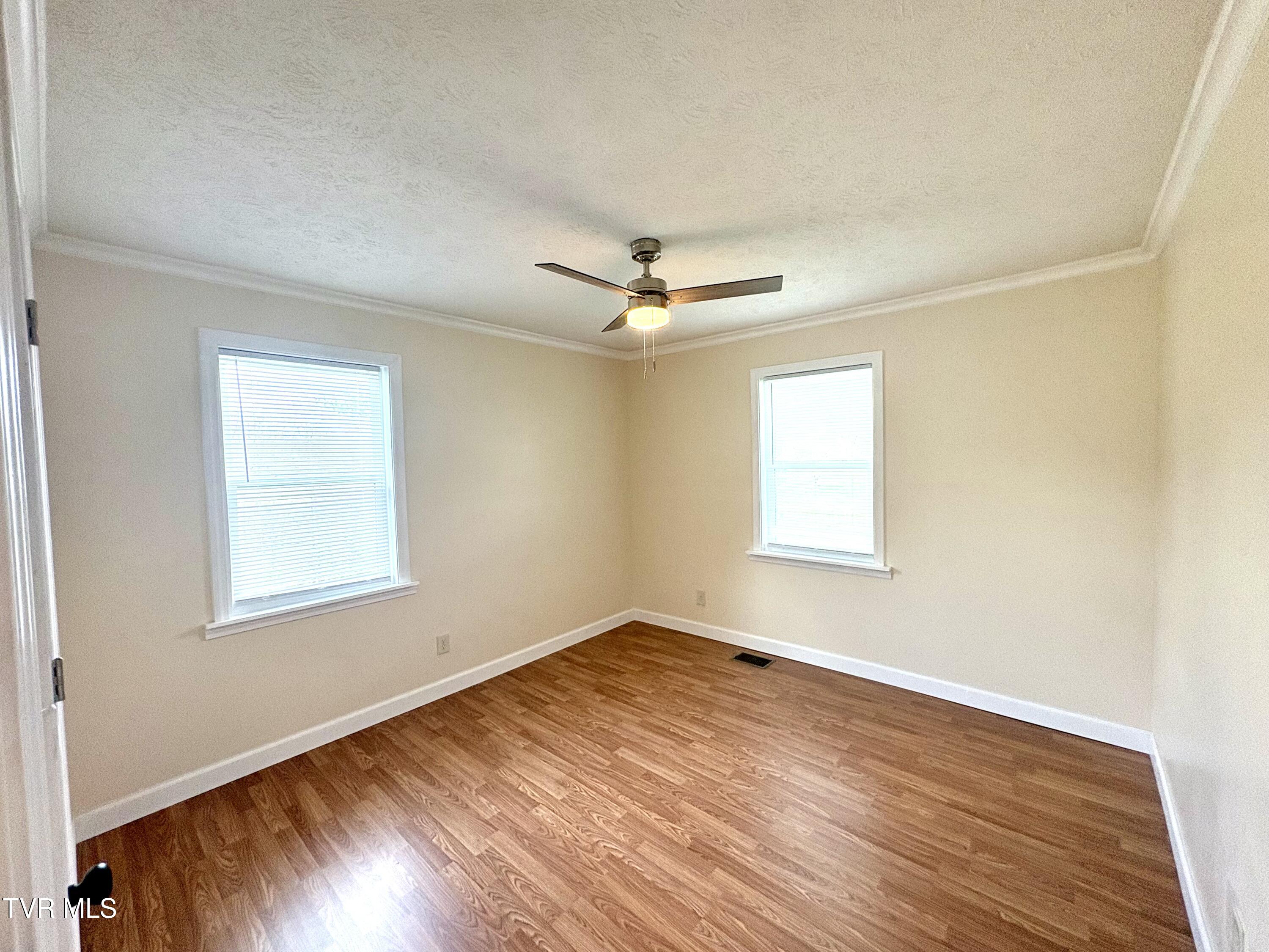 1849 State Rd T-650 Jonesville, VA 24263 - Photo 15 of 21 Bedroom