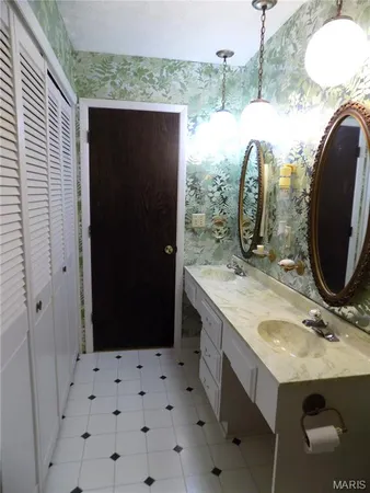 $227,900 | 1306 Broadway Street, Rolla, MO 65401