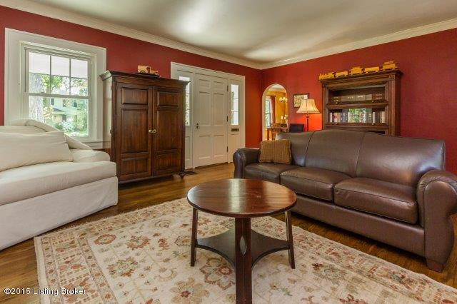 622 Emery Road Louisville, KY 40206 - Photo 19 of 53 Living Room