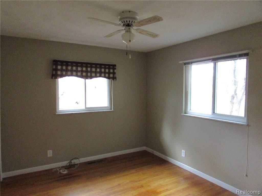 375 West Barron Road Howell, MI 48855 - Photo 13 of 22 BARRON INITIALS COMPLETED 5-4-18 2018-03-14 063.JPG