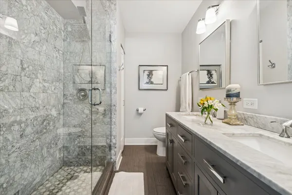 $625,000 | 3180 North Lake Shore Drive, Unit 2H, Chicago, IL 60657