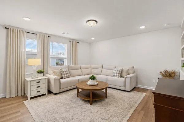 $483,000 | 313 Lucca Drive, Summerville, SC 29486