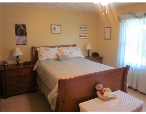 53 Montauk Road Narragansett, RI 02882 - Photo 10 of 11 Master Bedroom.