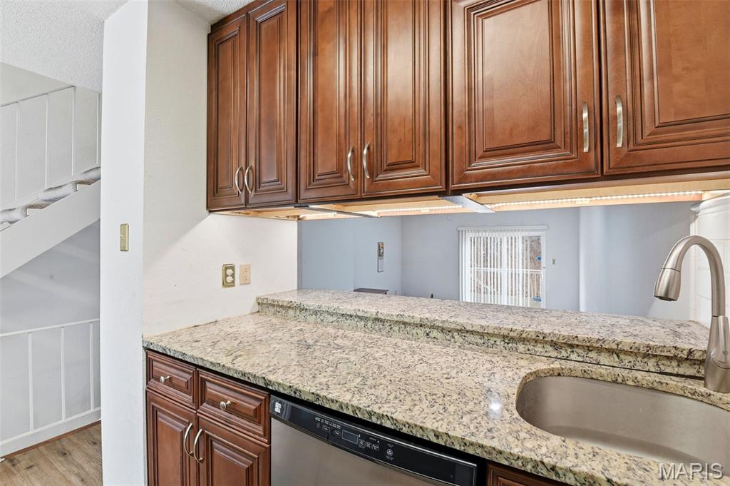 256 Glandore Drive, Unit D Ballwin, MO 63021 - Photo 7 of 20