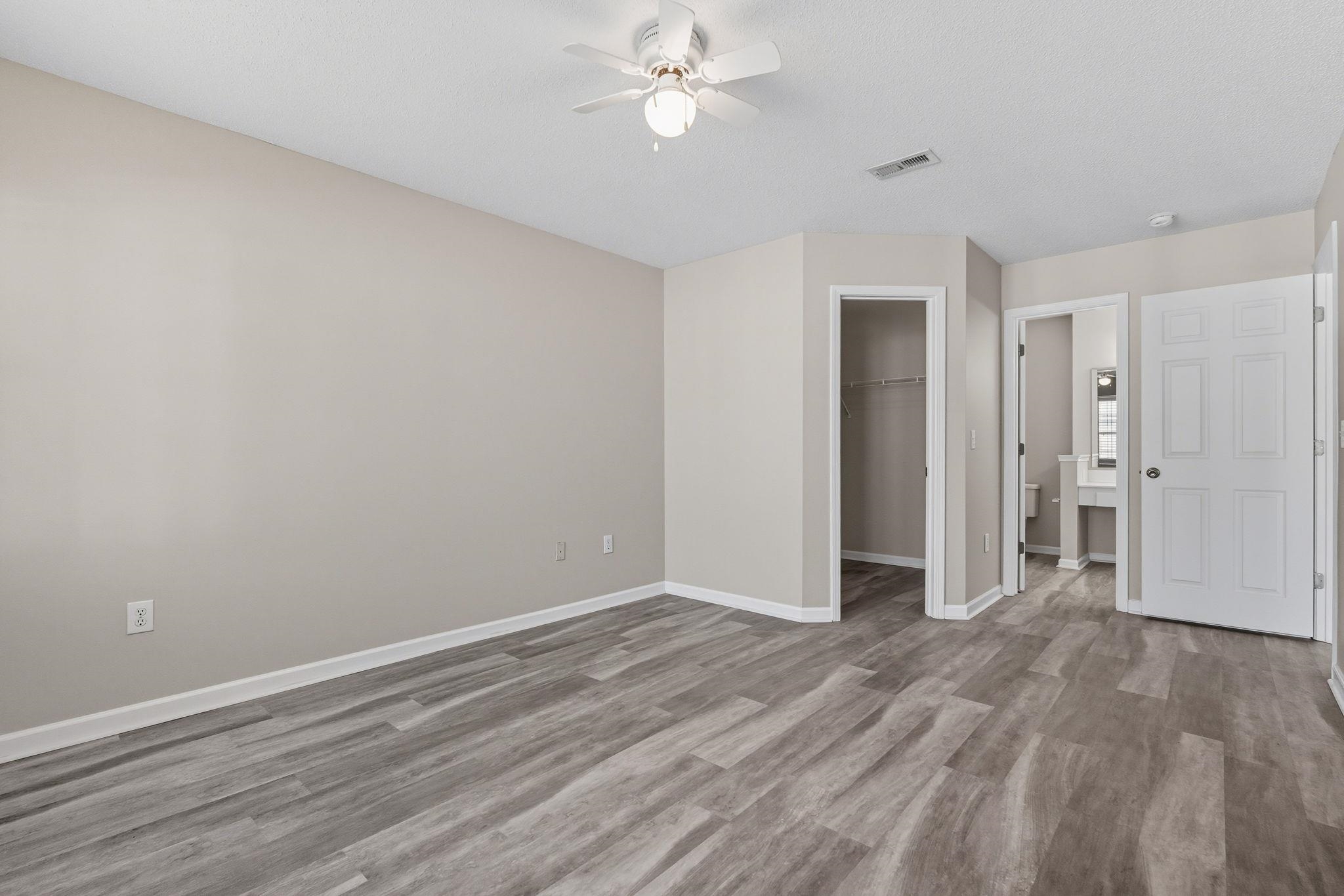 659 Woodmoor Drive, Unit 302 Murrells Inlet, SC 29576 - Photo 15 of 40