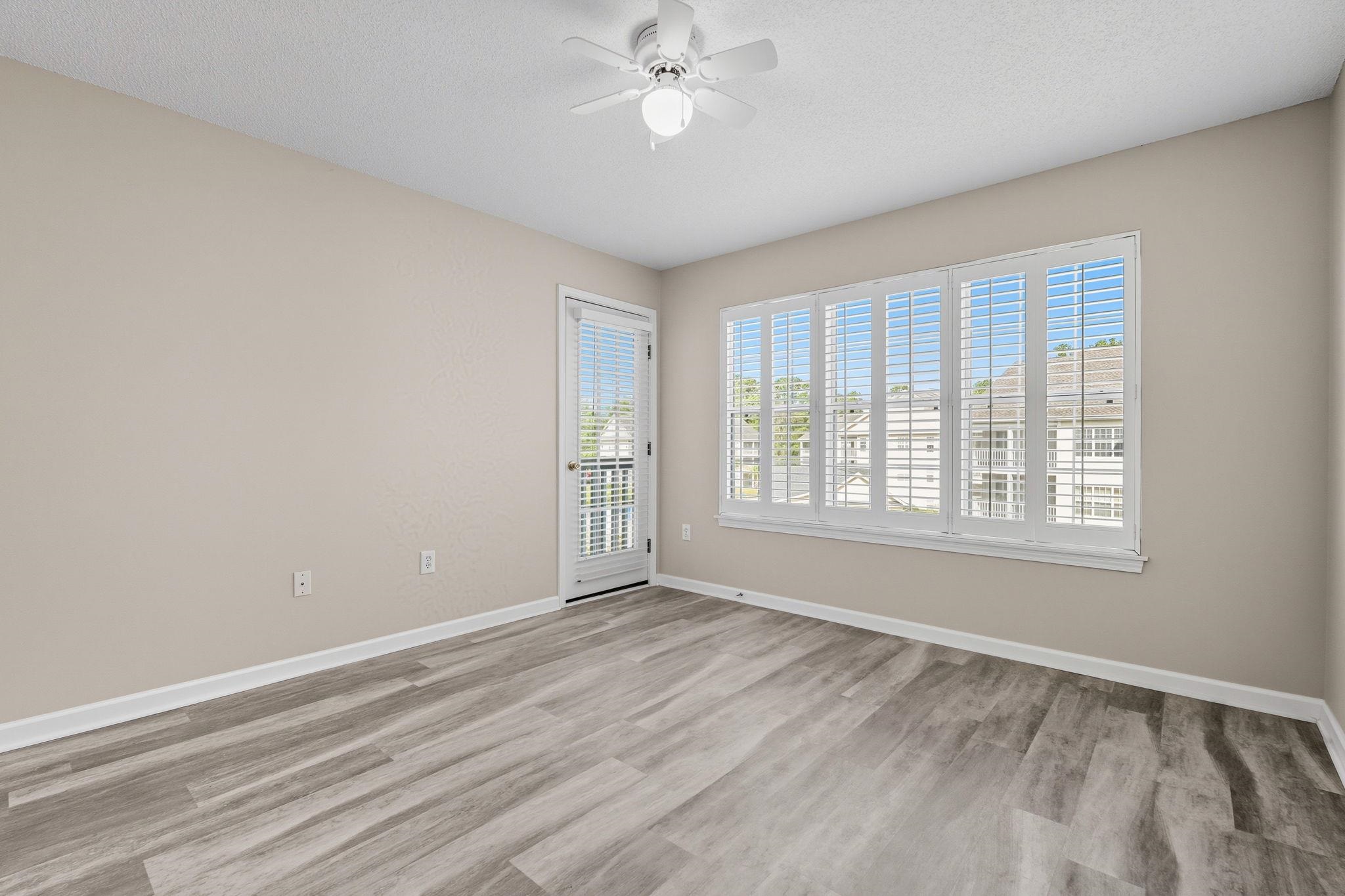 659 Woodmoor Drive, Unit 302 Murrells Inlet, SC 29576 - Photo 17 of 40