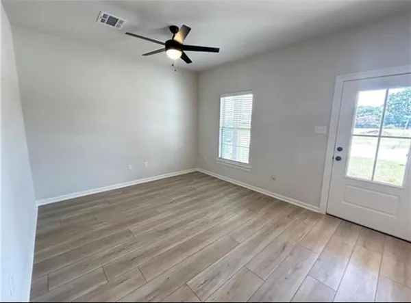 $1,750 | 24125 John McKigney Road, Springfield, LA 70462