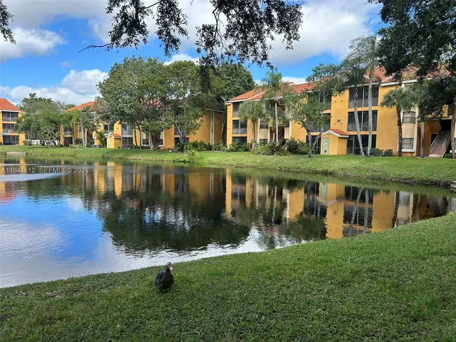 $315,000 | 3818 Coral Tree Circle, Unit 3818, Coconut Creek, FL 33073