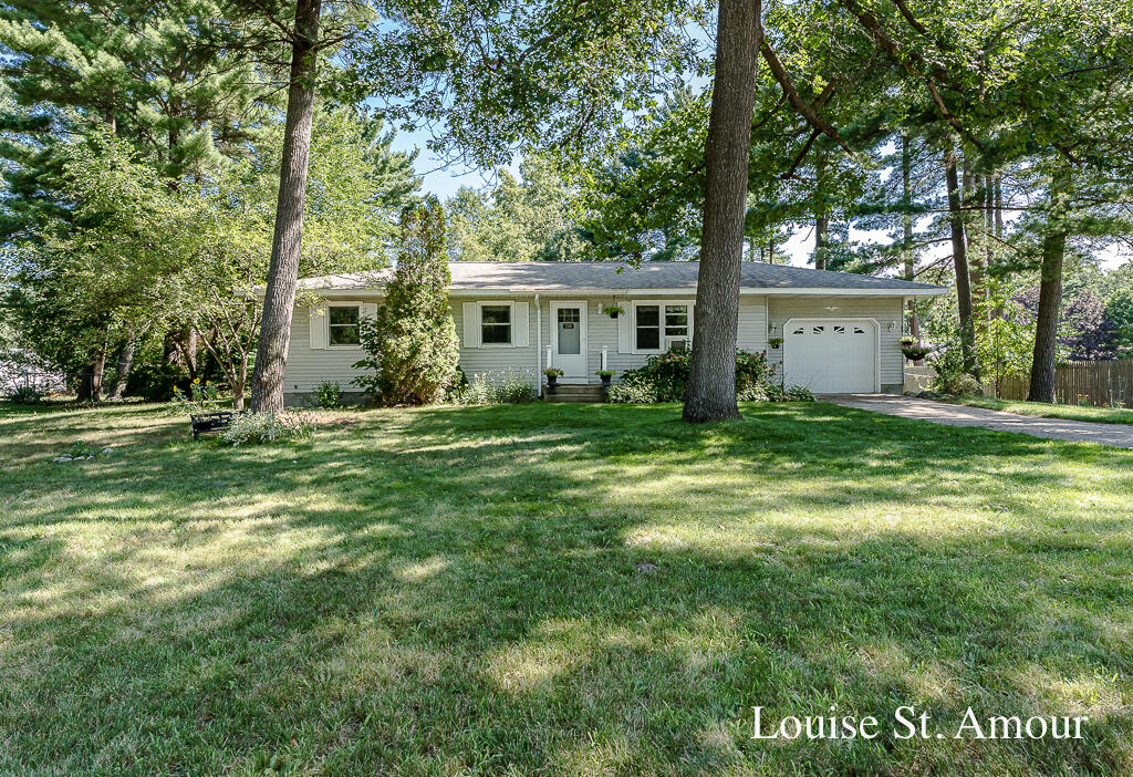 7540 Whitehall Road Whitehall, MI 49461 - Photo 35 of 35 Exterior01Lores