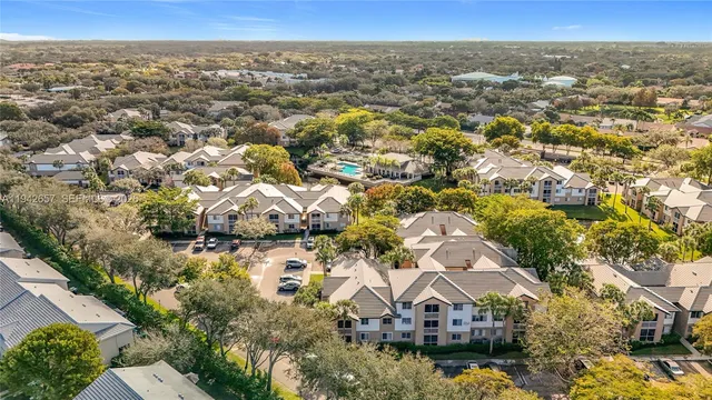 $2,000 | 9877 Westview Drive, Unit 619, Coral Springs, FL 33076