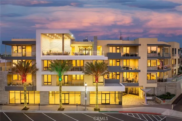 $1,850,000 | 414 Main Street, Unit 300, Huntington Beach, CA 92648