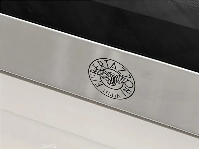 $1,850,000 | 414 Main Street, Unit 300, Huntington Beach, CA 92648