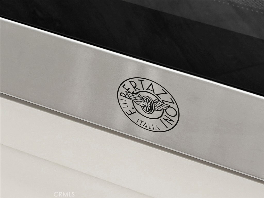 414 Main Street, Unit 300 Huntington Beach, CA 92648 - Photo 11 of 71