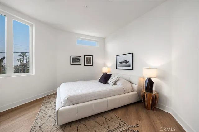 $1,850,000 | 414 Main Street, Unit 300, Huntington Beach, CA 92648