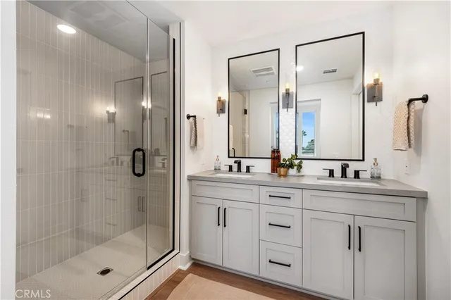 $1,850,000 | 414 Main Street, Unit 300, Huntington Beach, CA 92648