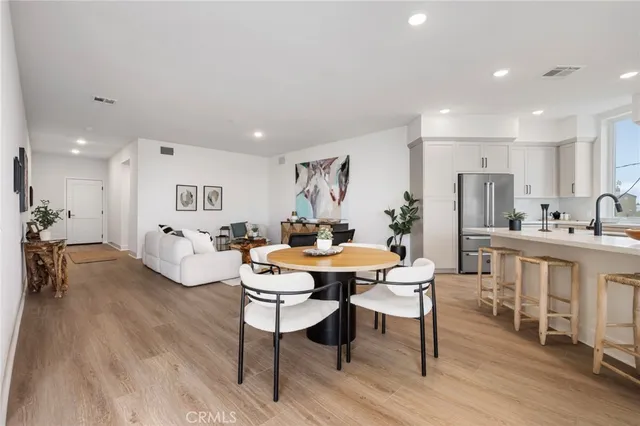 $1,850,000 | 414 Main Street, Unit 300, Huntington Beach, CA 92648