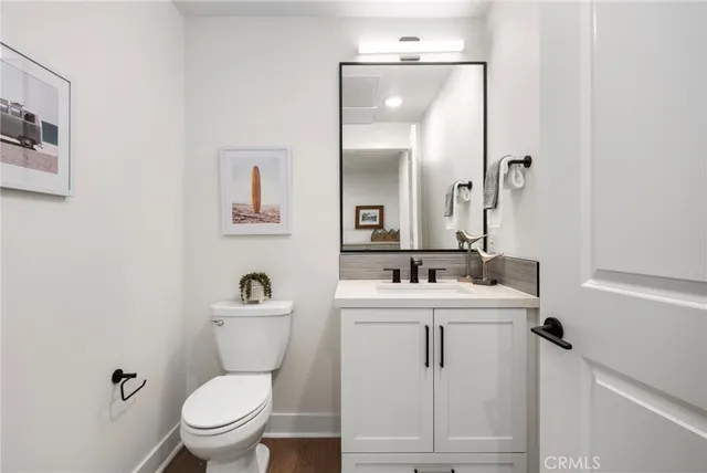 $1,850,000 | 414 Main Street, Unit 300, Huntington Beach, CA 92648