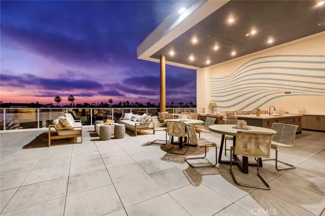 $1,850,000 | 414 Main Street, Unit 300, Huntington Beach, CA 92648