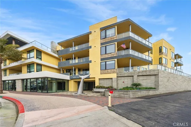 $1,850,000 | 414 Main Street, Unit 300, Huntington Beach, CA 92648