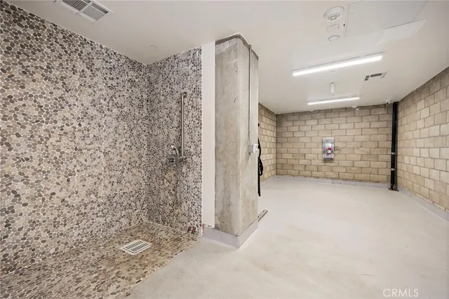 $1,850,000 | 414 Main Street, Unit 300, Huntington Beach, CA 92648