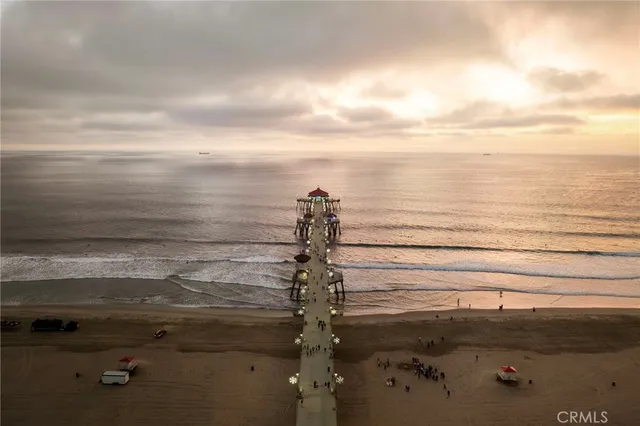 $1,850,000 | 414 Main Street, Unit 300, Huntington Beach, CA 92648