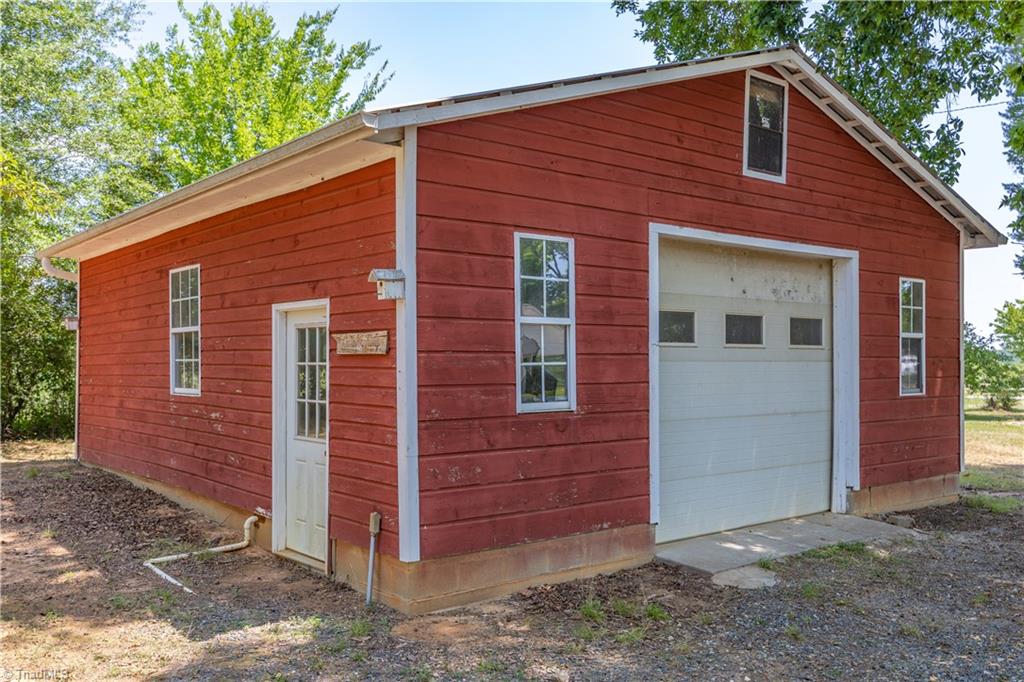 4996 Little Beane Store Road Seagrove, NC 27341 - Photo 29 of 49